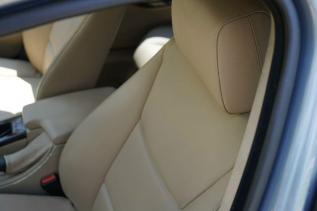 2007 BMW 3-Series (Arctic Silver/Beige)