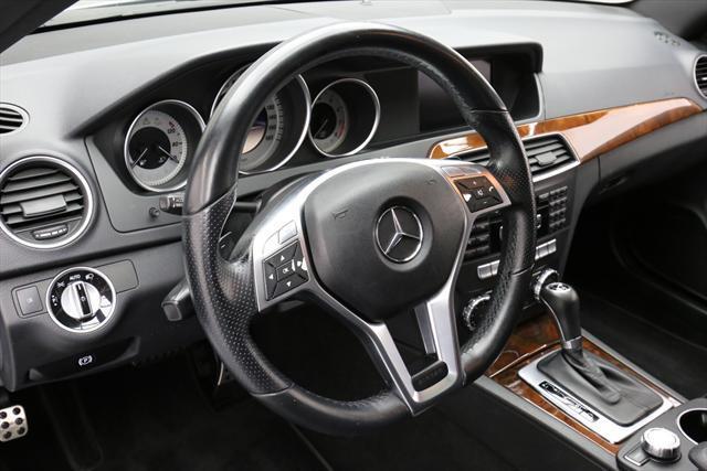 2012 Mercedes-Benz C-Class (Gray/Black)