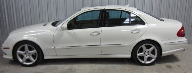 2009 Mercedes-Benz E-Class (White/Cashmere)