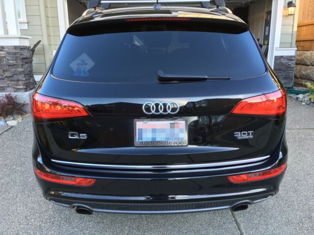 2015 Audi Q5 (Black/Black)