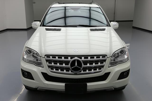 2010 Mercedes-Benz M-Class (White/Black)