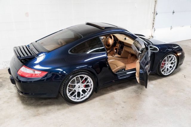 2007 Porsche 911 (Blue/Tan)