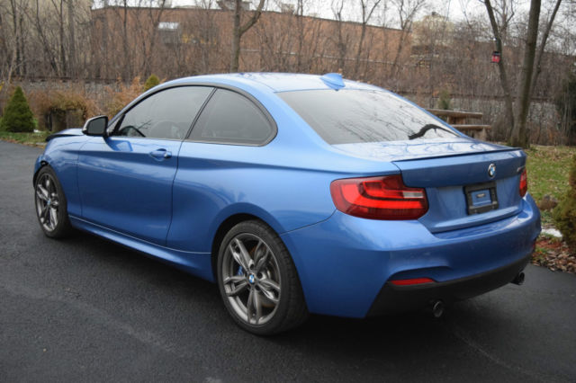 2016 BMW 2-Series (Blue/Black)