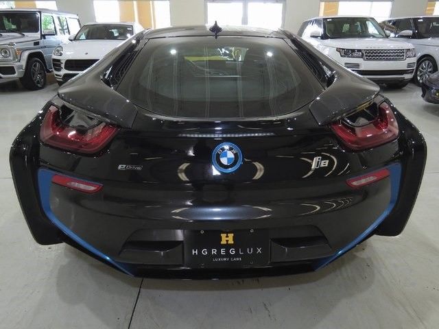 2016 BMW i8 (Blue/Brown)