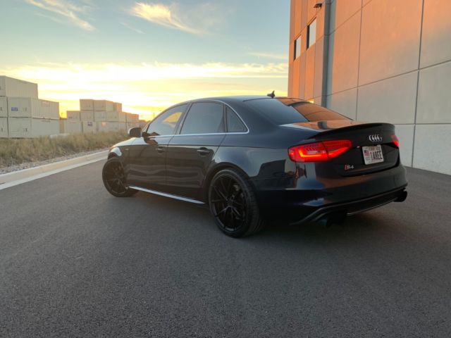 2013 Audi S4 (Blue/Black)