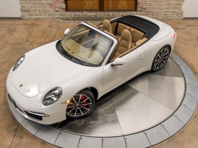 2012 Porsche 911 (White/Sand Beige)