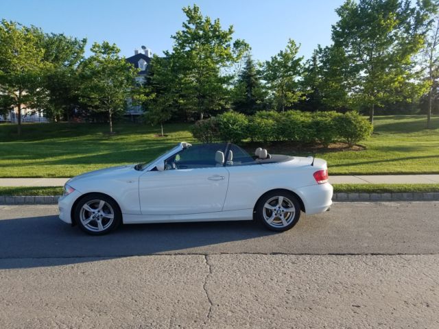 2013 BMW 2-Series (White/Tan)