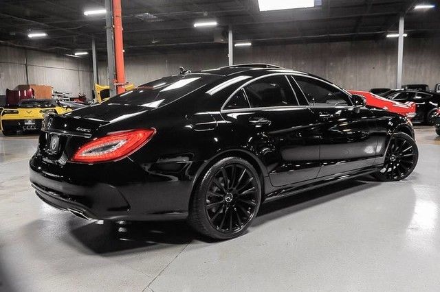 2016 Mercedes-Benz CLS-Class (Black/Black)