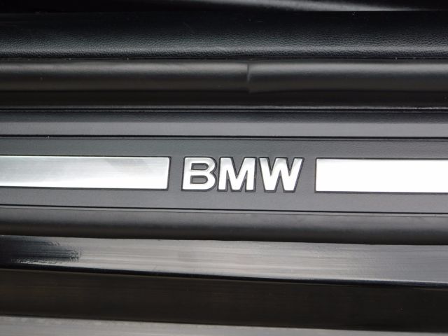 2012 BMW 3-Series (Black/Black Leather)