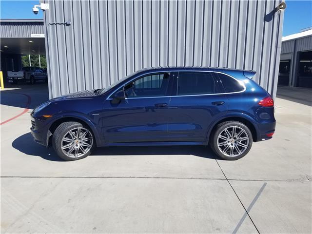 2014 Porsche Cayenne (Blue/Brown)