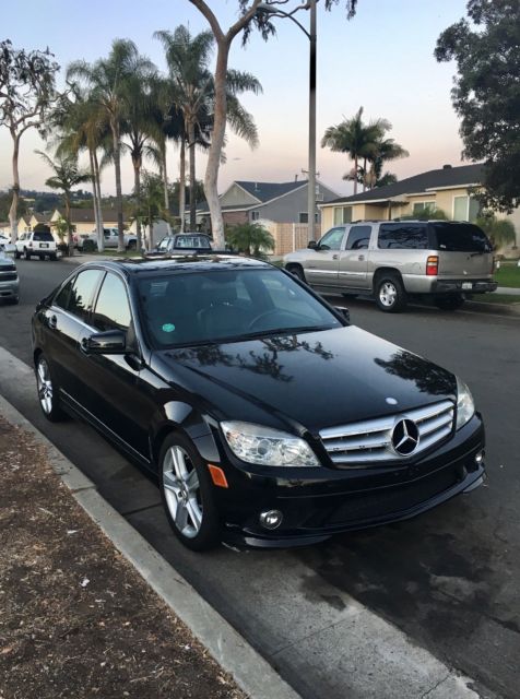 2010 Mercedes-Benz C-Class (Black/Black)