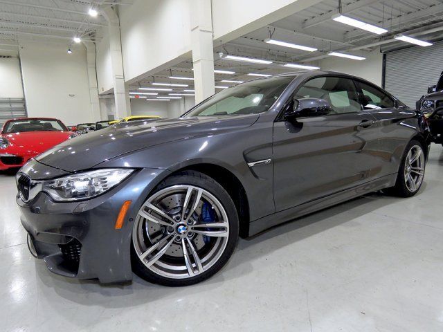 2015 BMW M4 (Gray/Black)