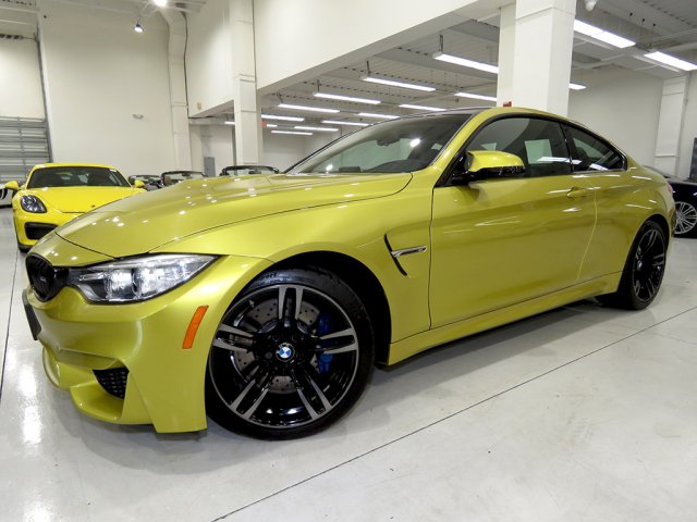 2016 BMW M4 (Gray/Black)