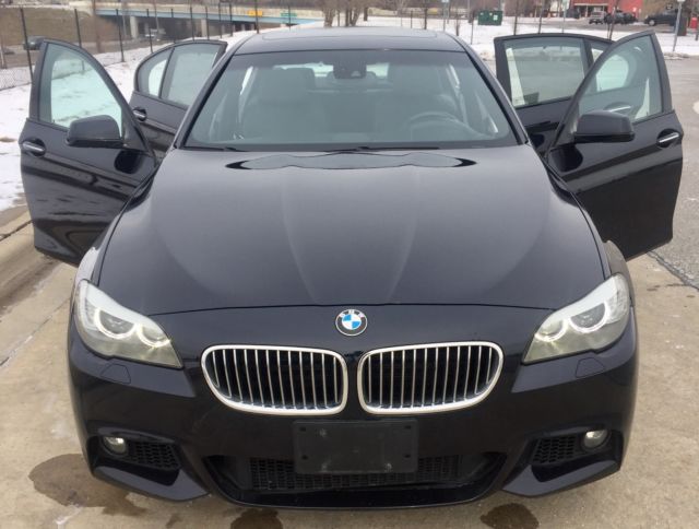 2012 BMW 5-Series (Blue/Black)