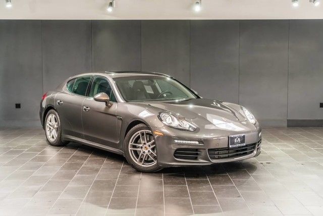 2014 Porsche Panamera (Black/Black)