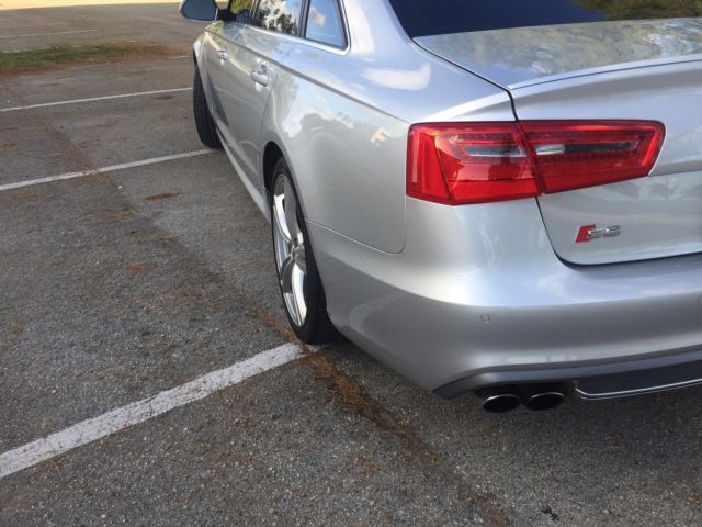 2013 Audi S6 (Gray/White)