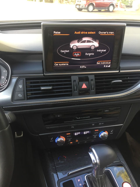 2013 Audi S6 (Gray/White)