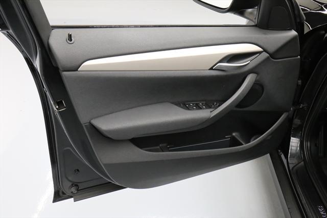 2014 BMW X1 (Black/Black)