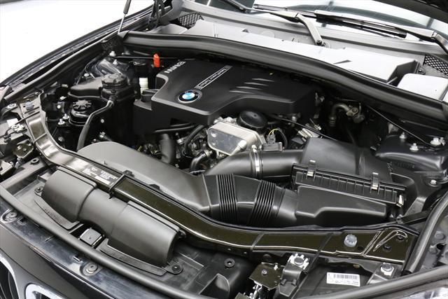 2014 BMW X1 (Black/Black)