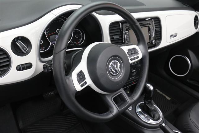 2013 Volkswagen Beetle - Classic (White/Black)