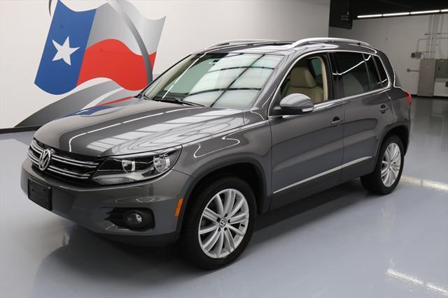 2013 Volkswagen Tiguan (Gray/Tan)