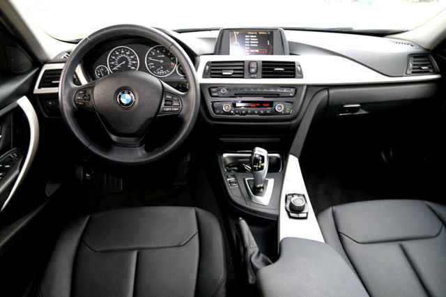 2014 BMW 3-Series (Black/Black)