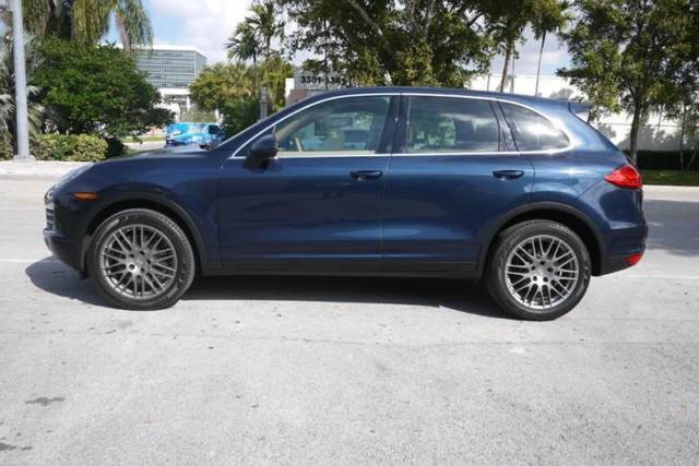 2013 Porsche Cayenne (Blue/BEIGE LEATHER)