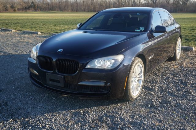 2012 BMW 7-Series (Midnight Blue/Black)