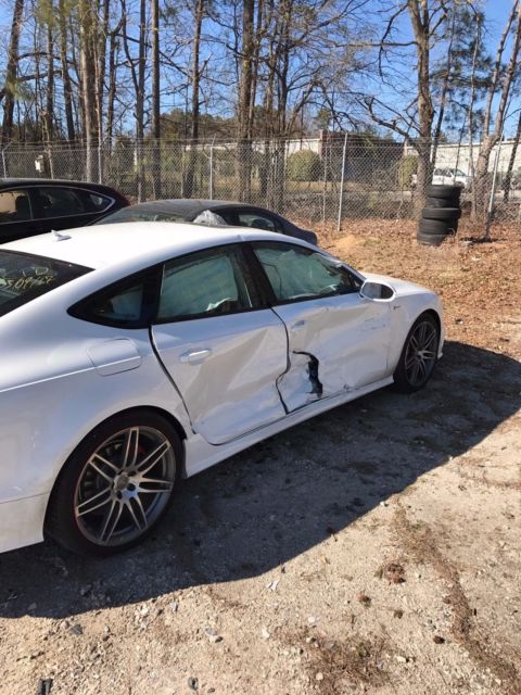 2014 Audi A7 (Ibis White/Black)