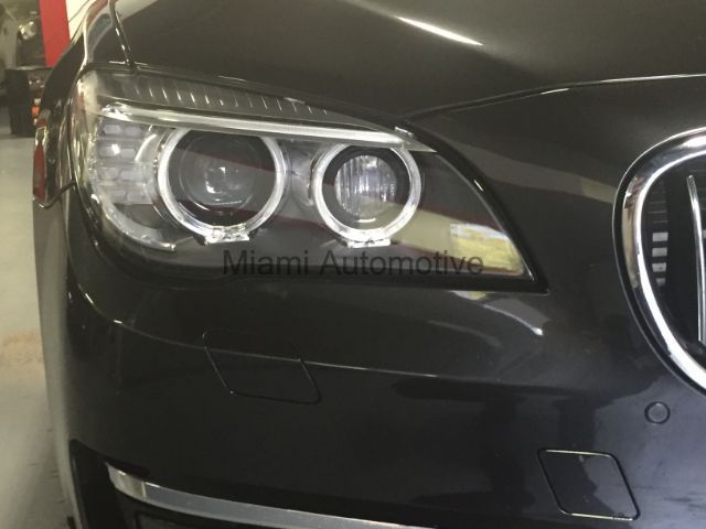 2013 BMW 7-Series (Gray/Black)