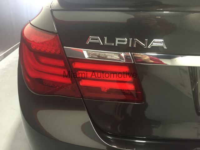 2013 BMW 7-Series (Gray/Black)