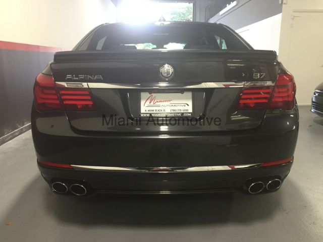 2013 BMW 7-Series (Gray/Black)