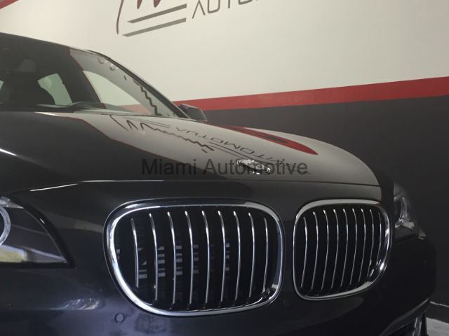 2013 BMW 7-Series (Gray/Black)