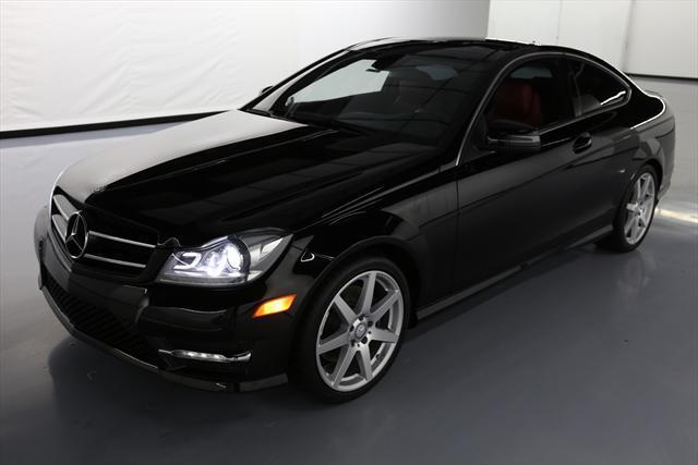 2015 Mercedes-Benz C-Class (Black/Red)