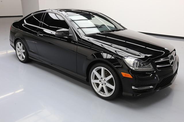 2015 Mercedes-Benz C-Class (Black/Red)