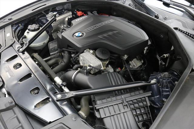 2014 BMW 5-Series (Blue/Brown)