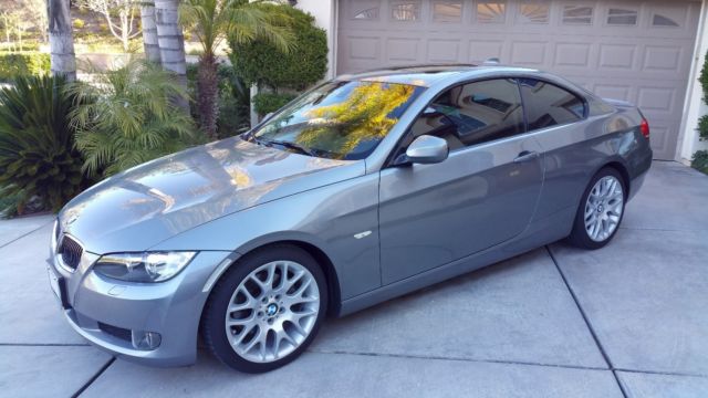 2010 BMW 3-Series (Gray/Black)