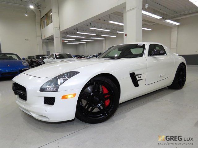 2013 Mercedes-Benz SLS AMG (White/Black)