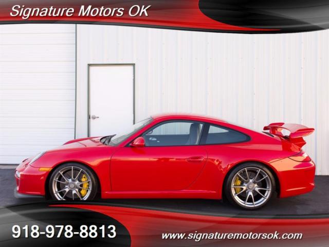 2010 Porsche 911 (Red/Black)