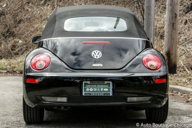 2008 Volkswagen Beetle-New (Black/Black)