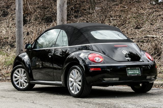 2008 Volkswagen Beetle-New (Black/Black)