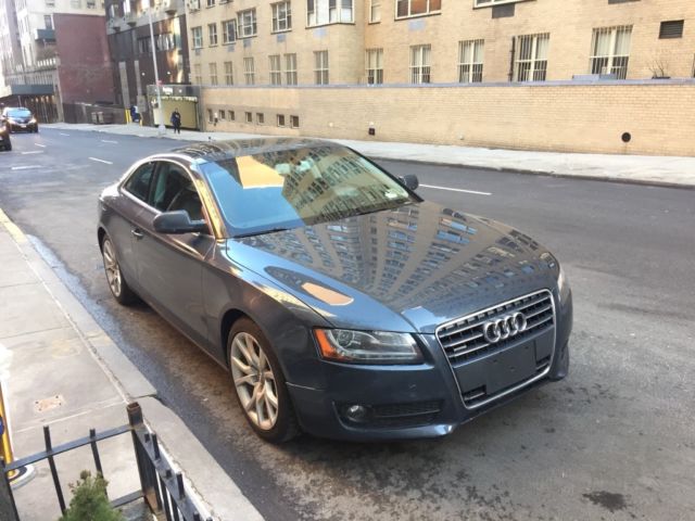 2011 Audi A5 (meteor grey/Black)