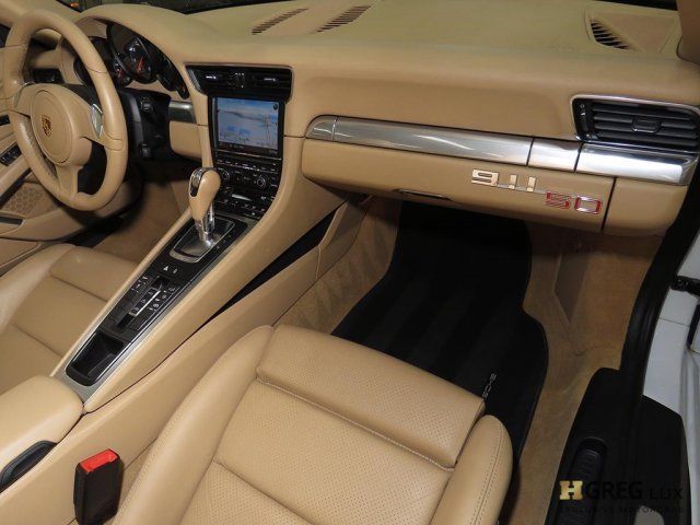 2013 Porsche 911 (White/--)