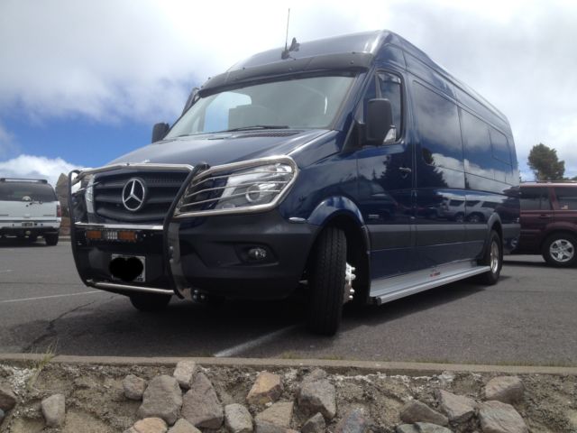 2015 Mercedes-Benz Sprinter (Blue/Black)