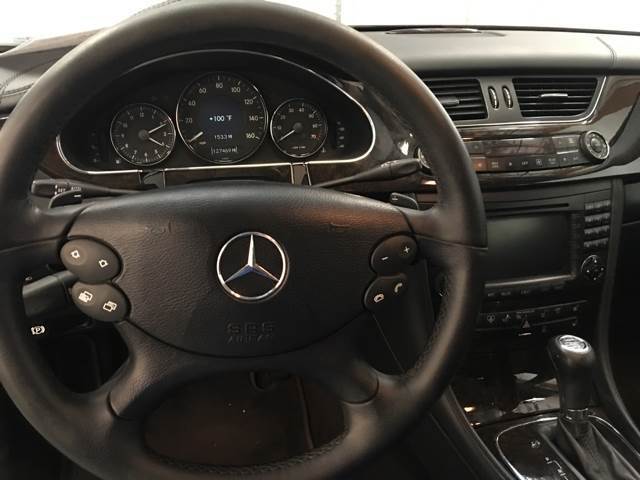 2007 Mercedes-Benz CLS-Class (Black/Black)