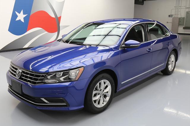 2016 Volkswagen Passat (Blue/Black)