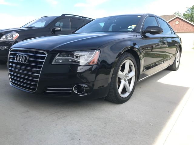 2011 Audi A8 (Black/Black)