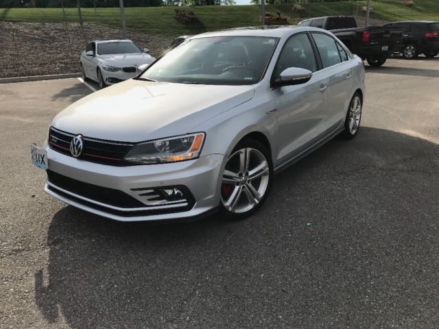 2016 Volkswagen Jetta (Silver/Black)