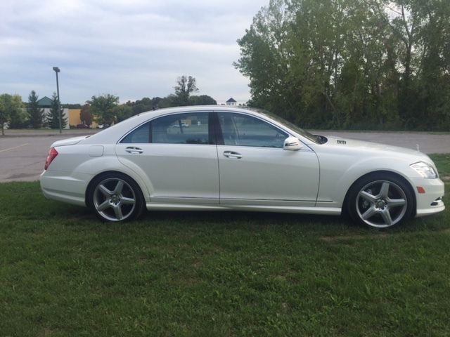 2011 Mercedes-Benz S-Class (Diamond White/Cashmere/Savannah Beige)