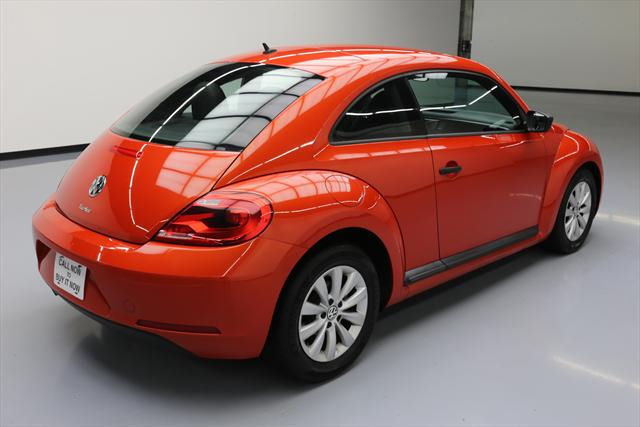 2016 Volkswagen Beetle - Classic (Orange/Black)